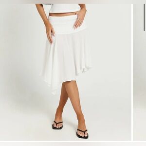 Asymmetrical white skirt